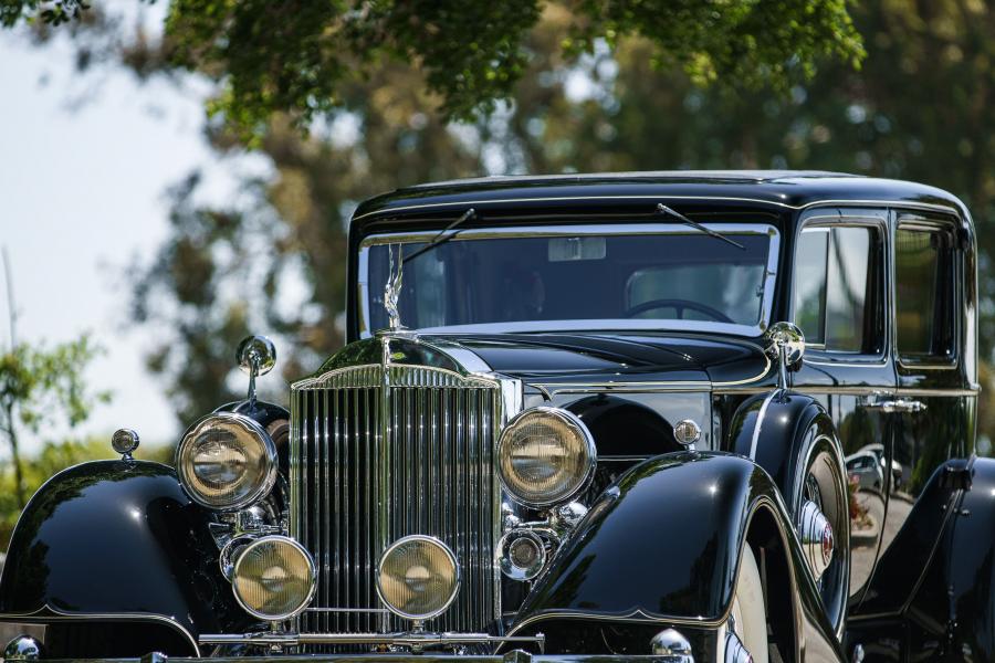 Детали экстерьера Packard Twelve Club Sedan (1107-736) 1934 года  (фото 30 из 38)